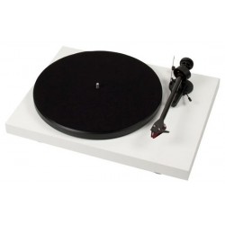 Giradiscos PRO-JECT DEBUT CARBON 2M RED ( ULTIMAS UNIDADES )